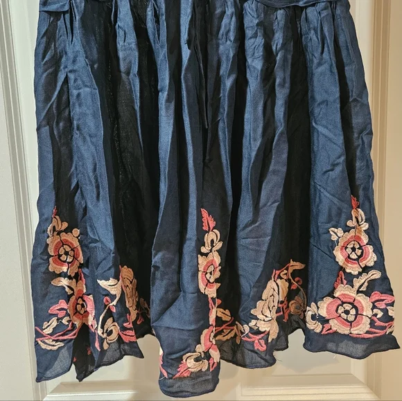 Free People Embroidered Aida Mini Slip Dress V Neck Sleeveless A Line S Navy NWT - Picture 6 of 15